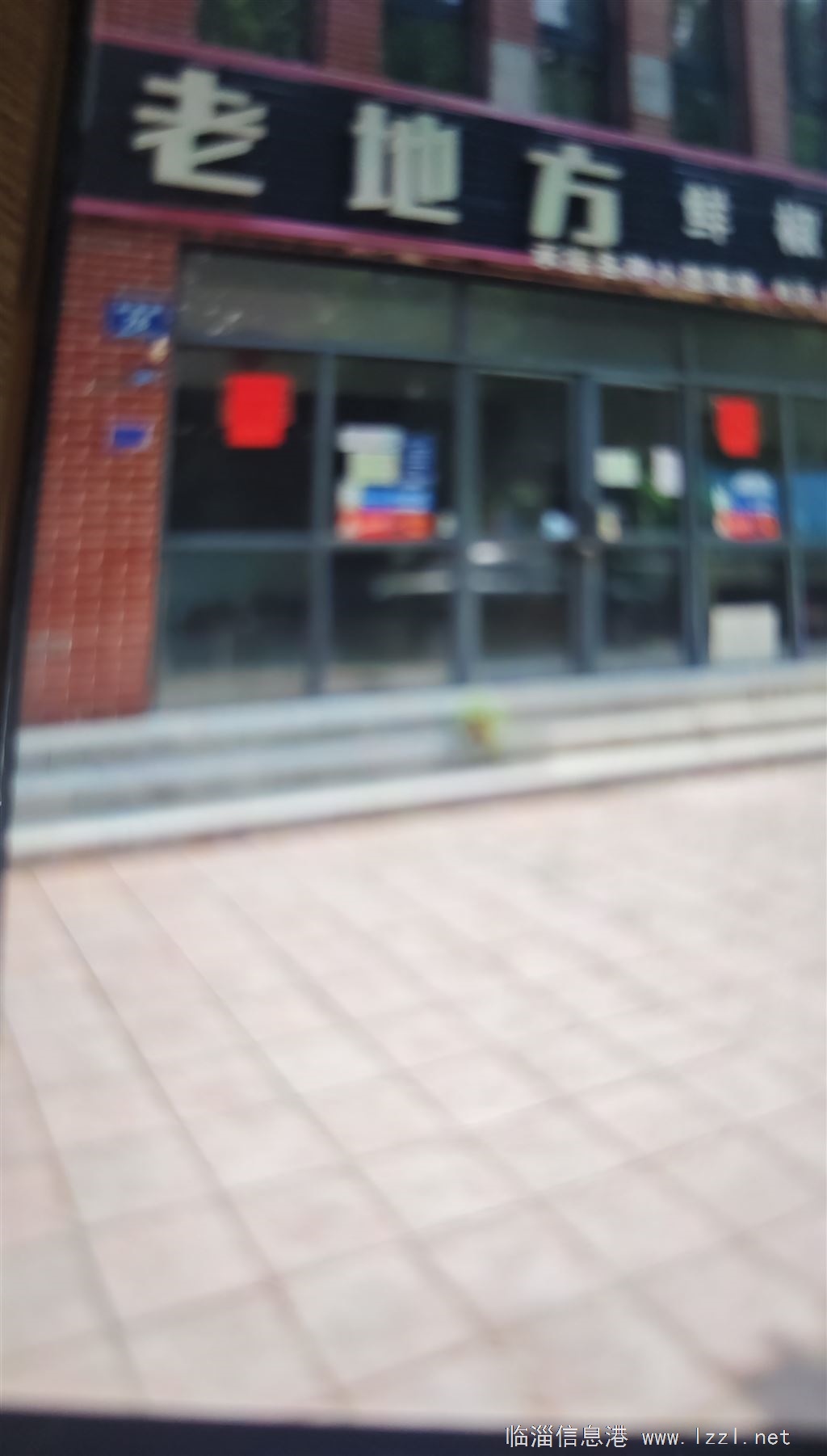 黃金地段門面出租溡源社區商業街沿街房出租，行業不限！